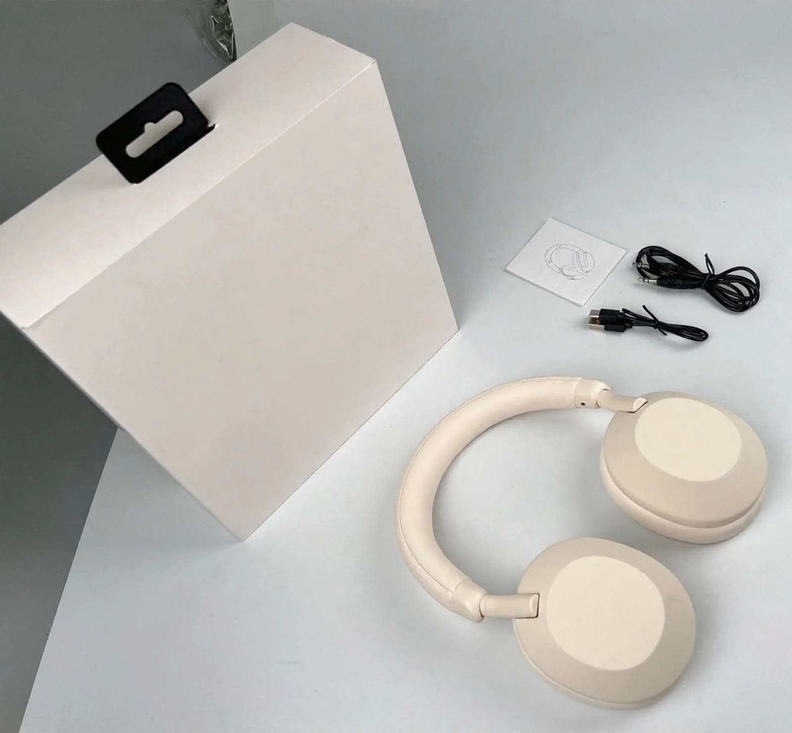 Tai nghe Bluetooth chụp tai không dây chống ồn chủ động Stereo